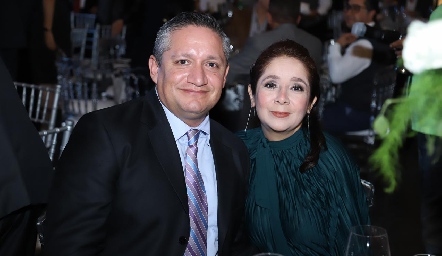  Miguel Galván y Gabriela Mendoza.