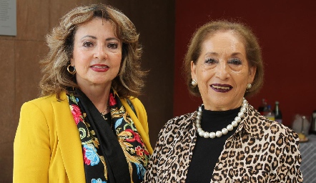  Marilú González y María del Carmen Morales.