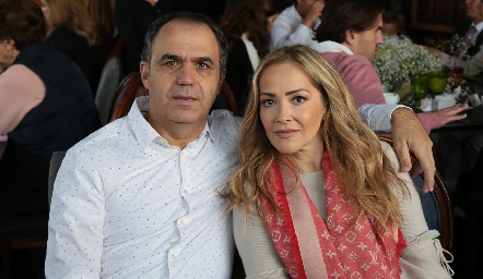  Héctor Mahbub y Claudia del Pozo.