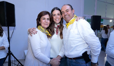  Coco, Daniela y Fernando Pérez Mendizábal.