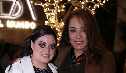 Daniela Gutiérrez y Lorena Herrera.