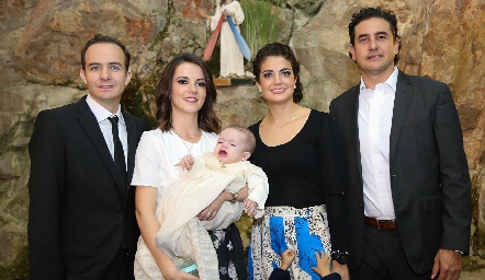  Carlos Velázquez, Anna Lorca, Ana Sofía Velázquez y Alejandro Oropeza con Diego.