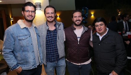  José Benavente, Pato Valle, Ro Valle y Rolando Domínguez.