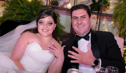  Andrea Gutiérrez y Miguel Robledo ya son esposos.