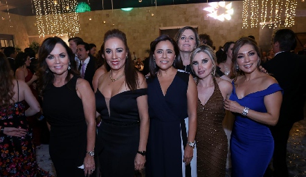  Elsa Tamez, Lorena Herrera, Laura Acosta, Martha Malo, Karla Saucedo y Silvia Tapia.