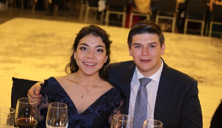  Mariana Turrubiartes y Fernando Pérez.