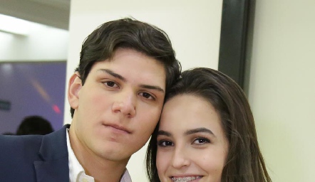 Ro Rubio y Sofi González.