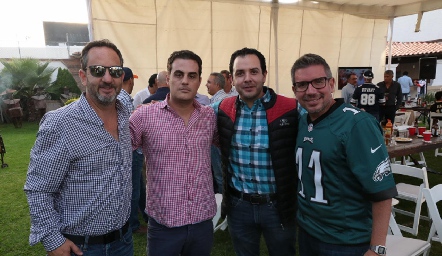  Miguel Ocejo, Julio Nemer, Ricardo Berrones y Rodrigo Cárdenas.