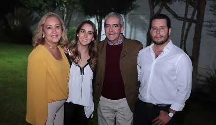  Lucía Alfaro, Lu Borbolla, Mariano Borbolla y Pablo Castillo.