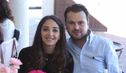  Isa Villanueva y Yuri Mézquida.