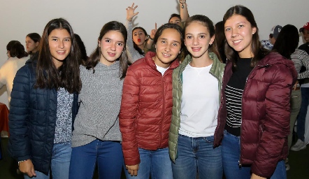  Camila, Isa, Vero, Fer y Sofía.
