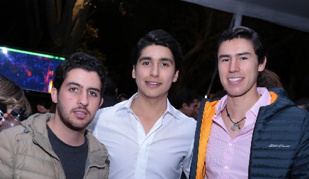  Max Gómez, Miguel Tobías y Juan Carlos.