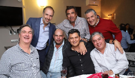  Marcelo de los Santos, Gerardo Galván, Juan Manuel Piñero, Andrés Bárcena, Jaime Ascanio, Manuel Zacarías y Gerardo Córdova.