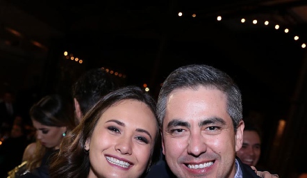  Ana Sofi Loredo y Carlos Sangregano.