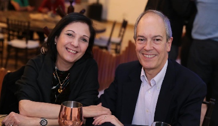 Beatriz Hernández y Carlos González.