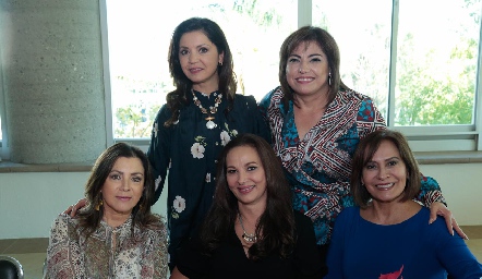  Martha Carrillo, Titi Martínez, Saida de la Peña, Graciela Valdés y Saira Minero.