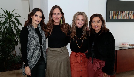  Claudia Artolózaga, Adriana Pedroza, Karina Vita y Lorena Torres.