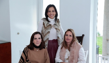  Claudia Martínez de Alba, Anilú Enríquez y Marcela Payán.