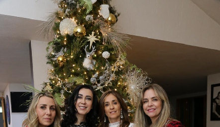  Roxana Serna, Liliana Meza, Mónica Gaviño y Gaby Serment.