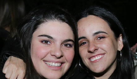  Catalina Esper y Ceci García.