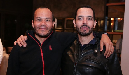  Miguel Fernández y Armando Gutiérrez.
