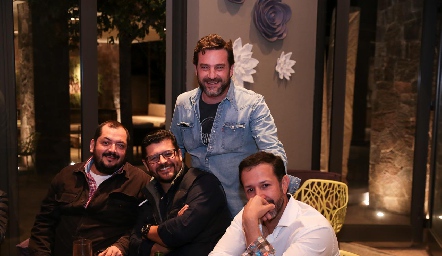  Una divertida reunión.