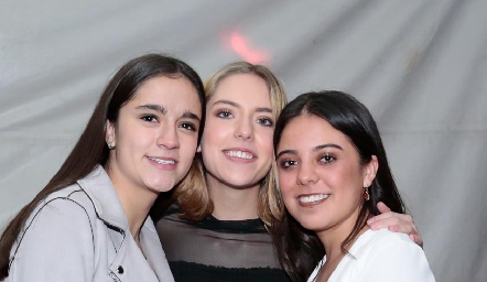  Andrea Herrera, Emilia García y Selene Rosales.