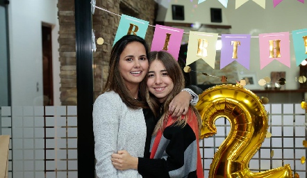 Cumpleaños sorpresa para Ceci Dávila Villalobos.