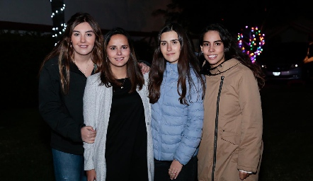  Ana Gaby Motilla, Ceci Dávila, Isabel Pérez y Ale Martínez .