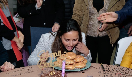 Cumpleaños sorpresa para Ceci Dávila Villalobos.