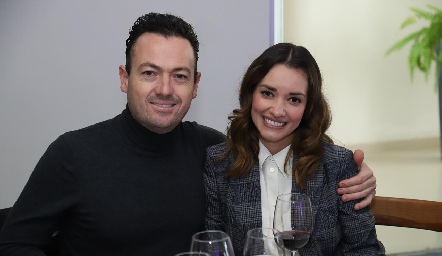  Ulises Artolózaga y Paloma González.