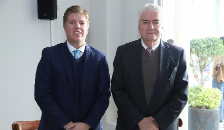  Manuel y Juan Záate.