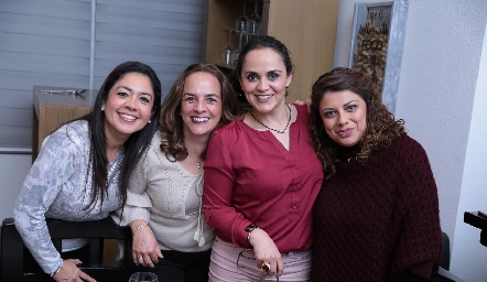  Katia Flores, Alejandra Dávalos, Mayela González y Cynthia Salinas .