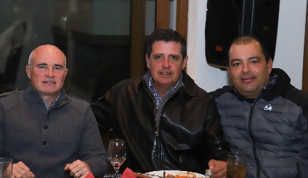  Tomás Alcalde, Carlos Malo y Chino González.