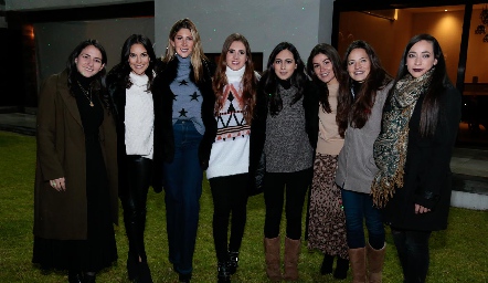 Mariana Quindós, Ana Rodríguez, Martha de la Rosa, Pily Castañón, María Berrueta, Andrea Martínez, Andrea Hernández y Samantha Corpi.