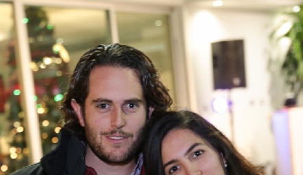  Carlos Del Valle y Claudia Díaz de León.