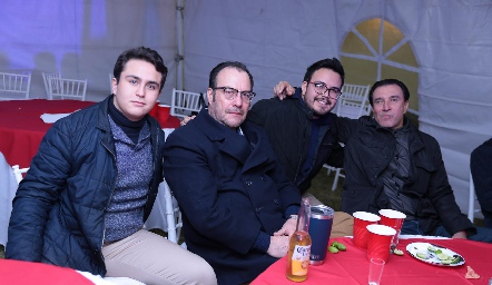  Disfrutando en familia.