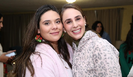  Malena Ramos y Cristy Hernandez.