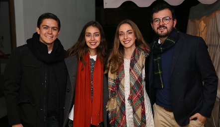  Mauricio Lomelí, Isabel Garcín, Marian Garcín y Andrés Dominguez.