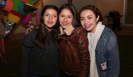  Sofía Rosales, Aranza Yáñez y Ximena Márquez.