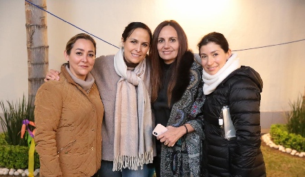  Leticia Mancera, Susy Humara, Maite Zapata y Mónica Ruiz.