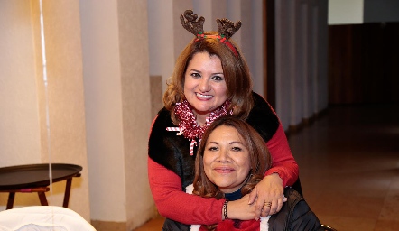 Posada de mejores amigas.