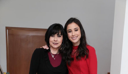  Tere Guerrero y su hija Teté Mancilla Guerrero.