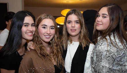  Leticia Maawad, Sofía Vallejo, Carlota de la Garza y Michelle Compean.