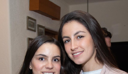  Paty Leos y Ximena Nieto.