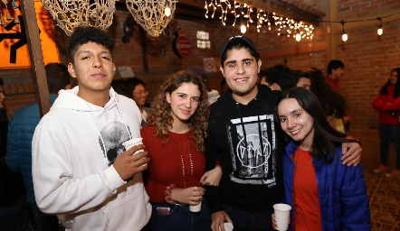 Héctor Chávez, Valeria Suárez, Rodrigo Lozano y Jimena Aldrete.