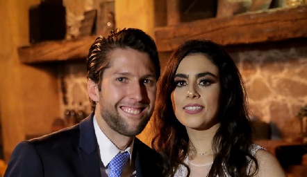  Los recién casados Eduardo Martínez Rangel y Lula Torres López.