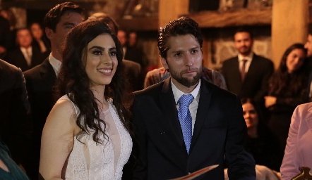  Los recién casados Lula Torres López y Eduardo Martínez Rangel.
