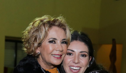  Isabel Carrillo con su nuera Cristy Lorca.