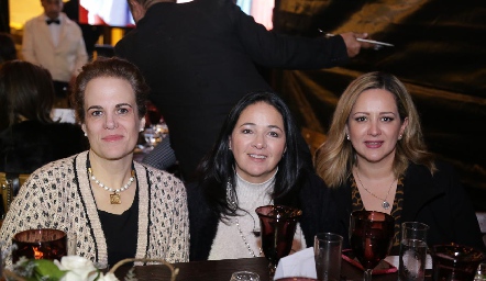  Claudia Rubín, Claudia Álvarez y Cuca Arauz.